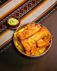 Tequeños con guacamole – Barranco